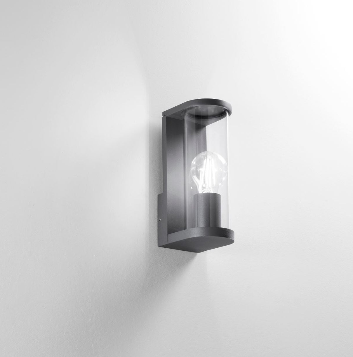 Applique da Esterno con Vetro E27 IP44 – Rosen Intec Light