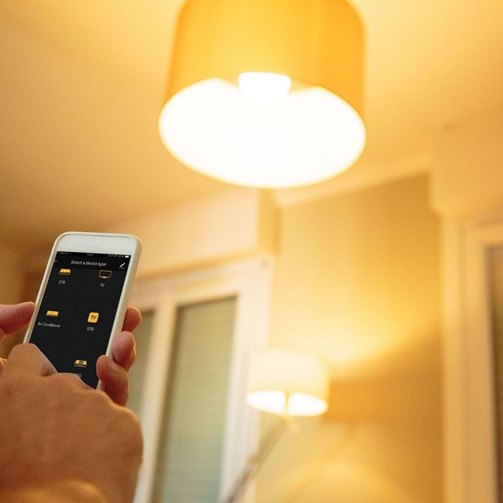 Controler universal V-TAC Wi-Fi cu infraroșu, compatibil cu Google Home și Amazon Alexa