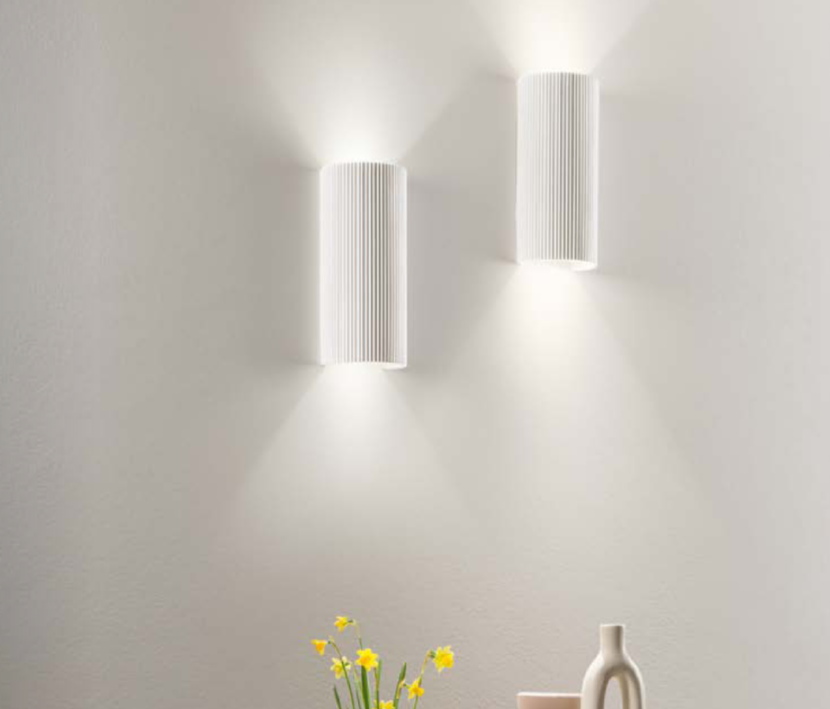 Applique da Parete in Gesso Verniciabile | Forma Cilindrica Plissettata 2xGU10 | Luce Ambiente Design PILLAR