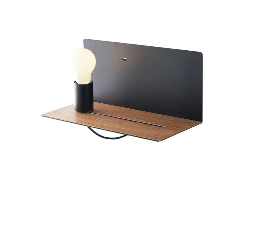 Applique in metallo bianco o nero con mensola in legno naturale lampada movibile E27 non incl. + presa USB 2A FLASH