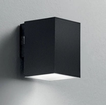 Applique LED da esterno POLO quadrata resistente alla salsedine CCT