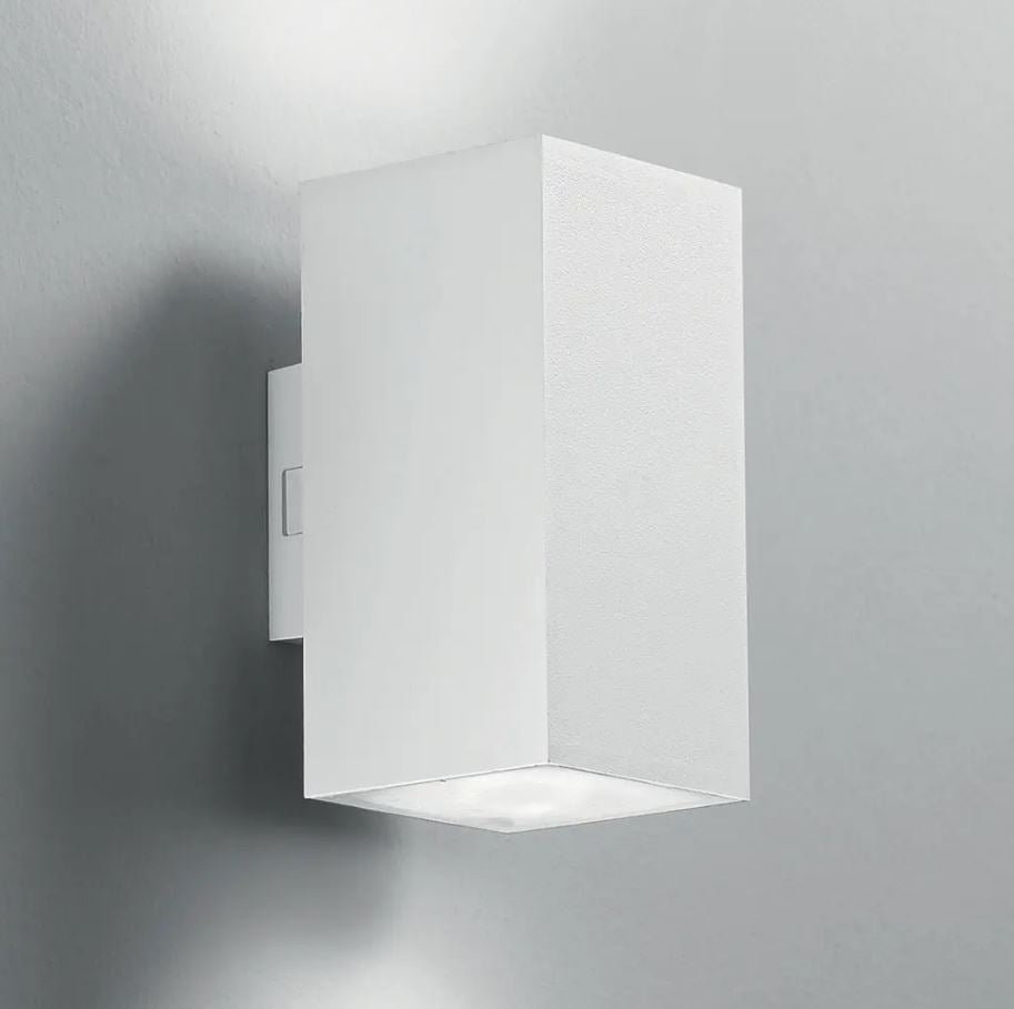 Applique LED CCT Cubo  Doppia Emissione Per Esterno IP65 – Polo Q2 Intec