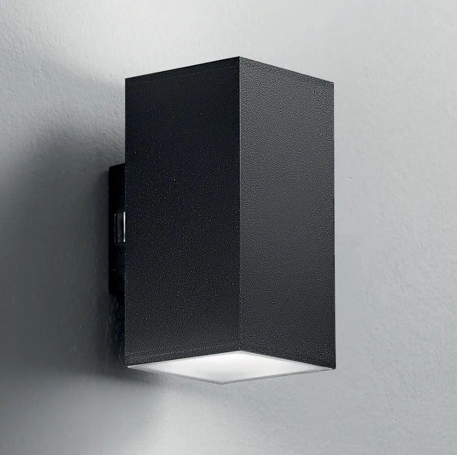 Applique LED CCT Cubo  Doppia Emissione Per Esterno IP65 – Polo Q2 Intec