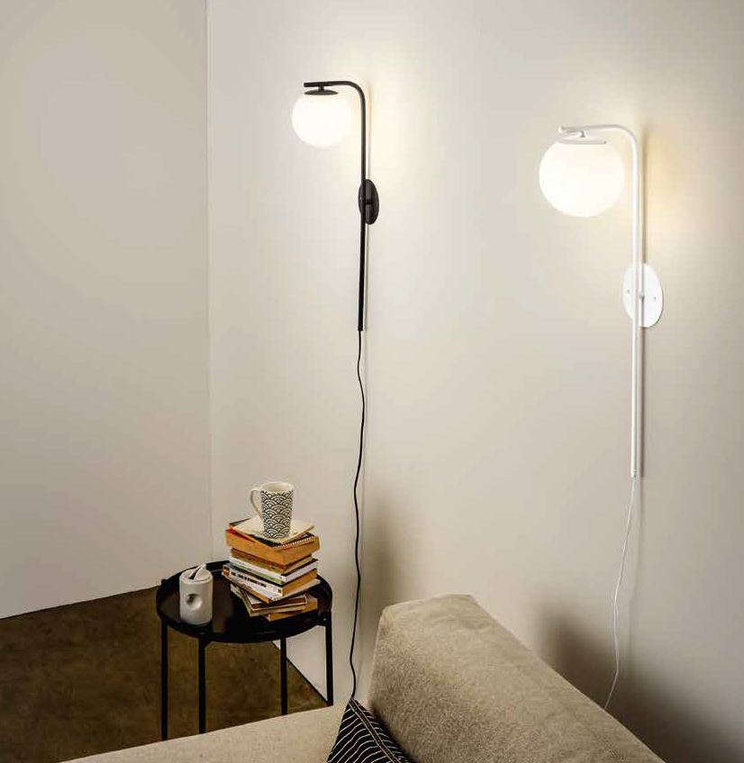 Applique da Parete ODISSEO – Metallo e Diffusore in Vetro | Luce Ambiente Design