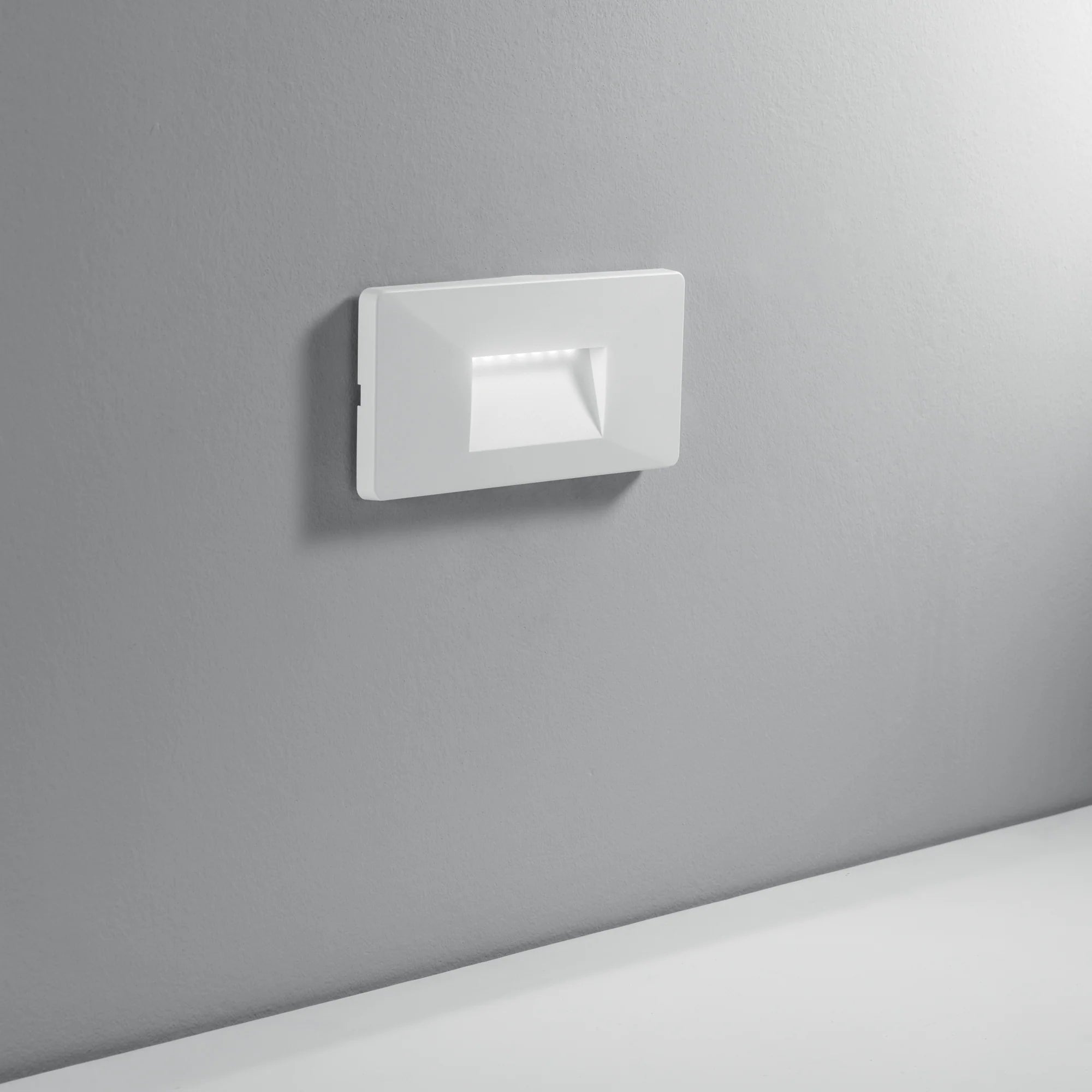 Segnapasso IP65 incasso in scatola di derivazione 506 non inclusa led integrato luce naturale 4000°k 4W 380LM finitura bianco,antracite o corten BREEN