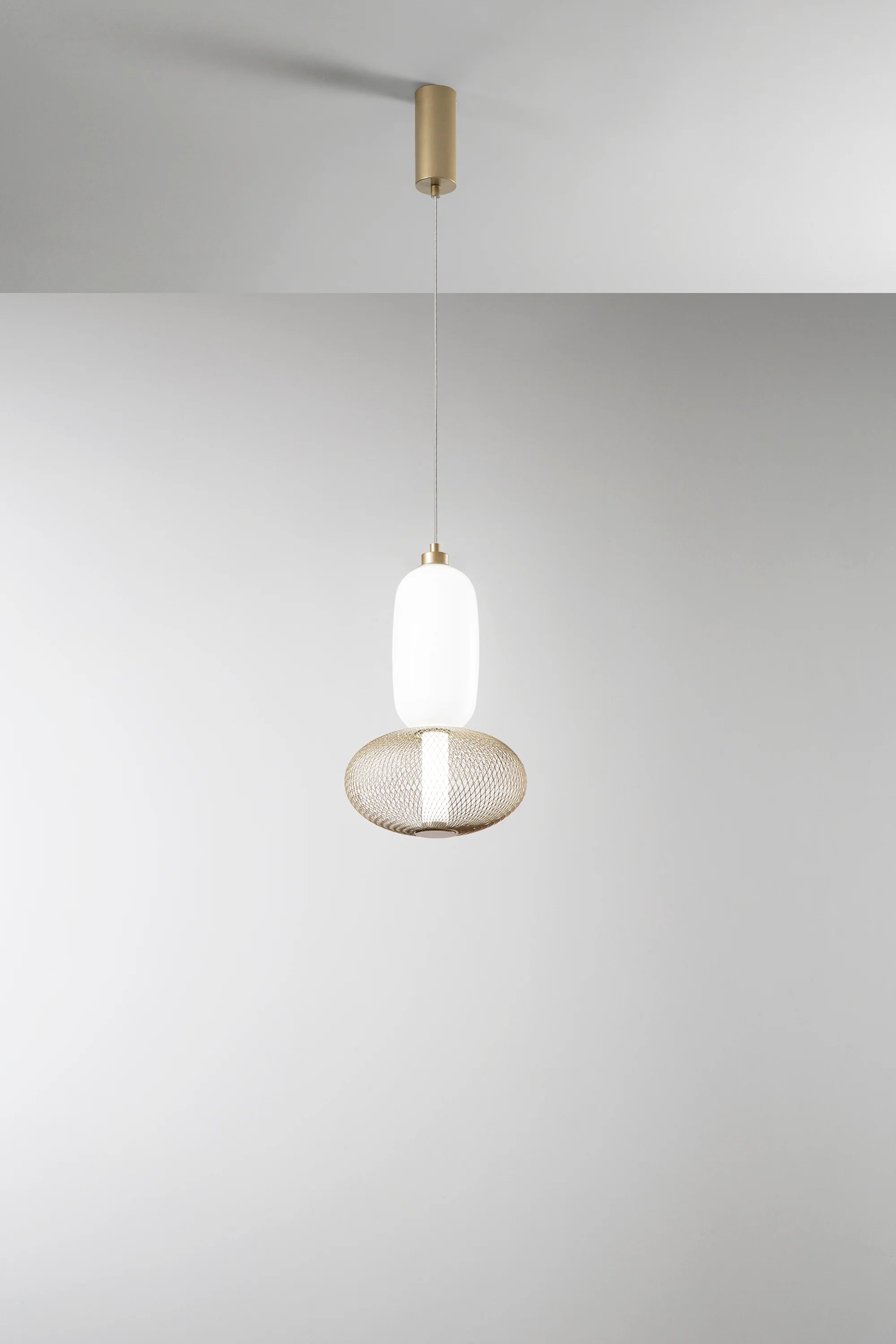 Sospensione LED in vetro soffiato e diffusori reticolati nero-oro 18W 1860LM 3000°k INKAS