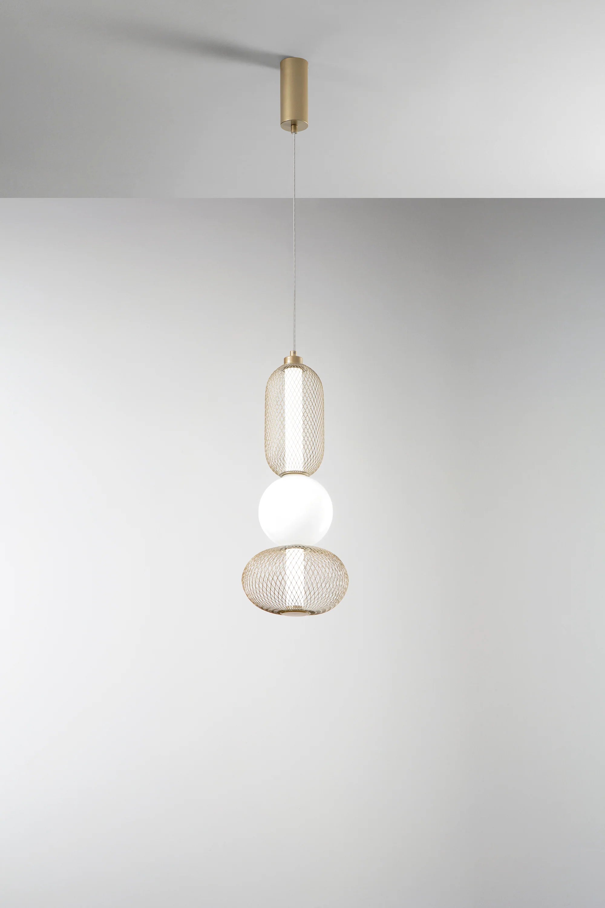 Sospensione LED in vetro soffiato e diffusori reticolati nero-oro 24W 2460LM 3000°k INKAS