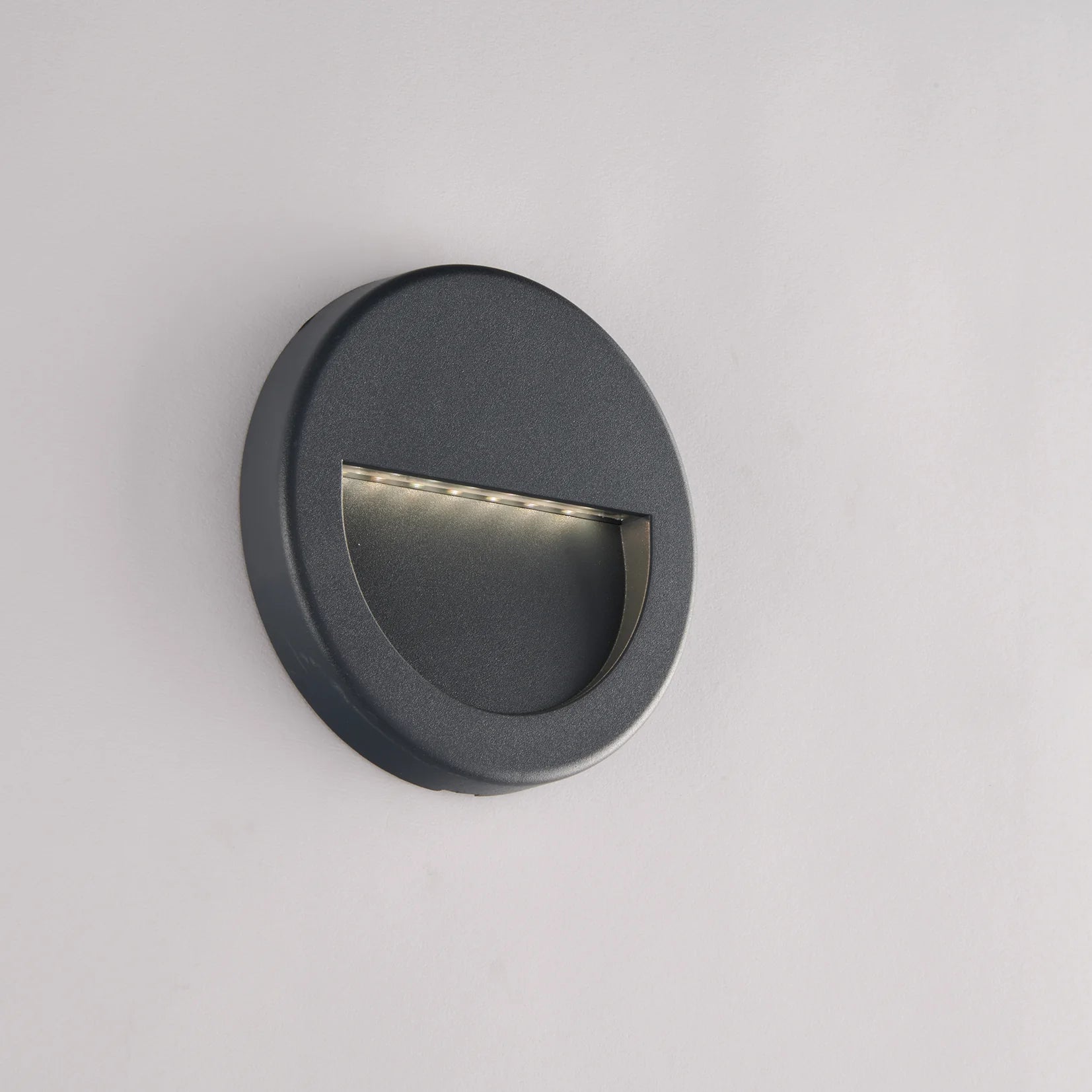 Segnapassi incasso doppio fissaggio a muro o su cassetta 502 non inclusa finitura bianco o antracite led luce natura 4000°k 2.5W 300Lm SMILE