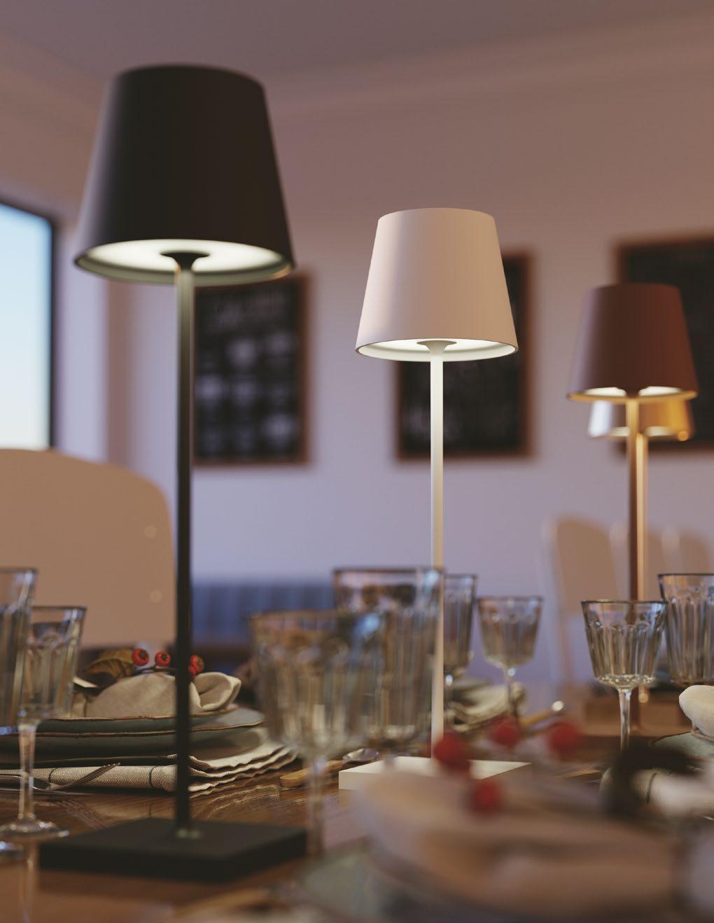 Lampă de masă metalică de exterior IP54 reîncărcabilă albă, neagră, aurie și corten LED integrat lumină caldă 3000°k 2.2W 190 lumeni DRINK