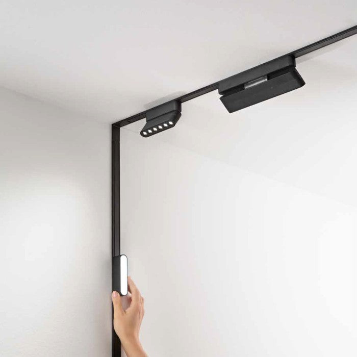 Lampa liniowa obrotowa 48V na szynę BERNINI wykończenie czarny mat BERNINI-LINE12 UGR