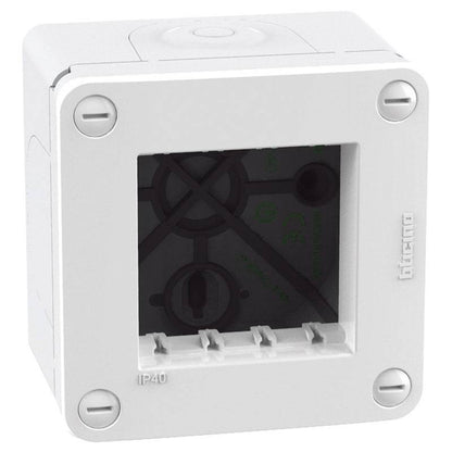 MATIX GO Puszka natynkowa bryzgoszczelna 2-modułowa IP40 biała 28402W - szara 28402G